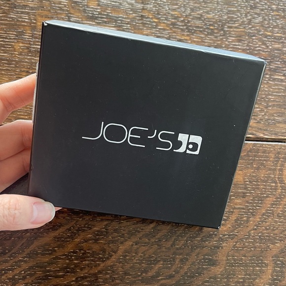 Joe’s leather wallet in brown color - Picture 4 of 4